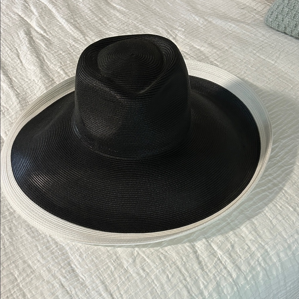 Black Wide Brim Sun Hat with White Trim - beautiful